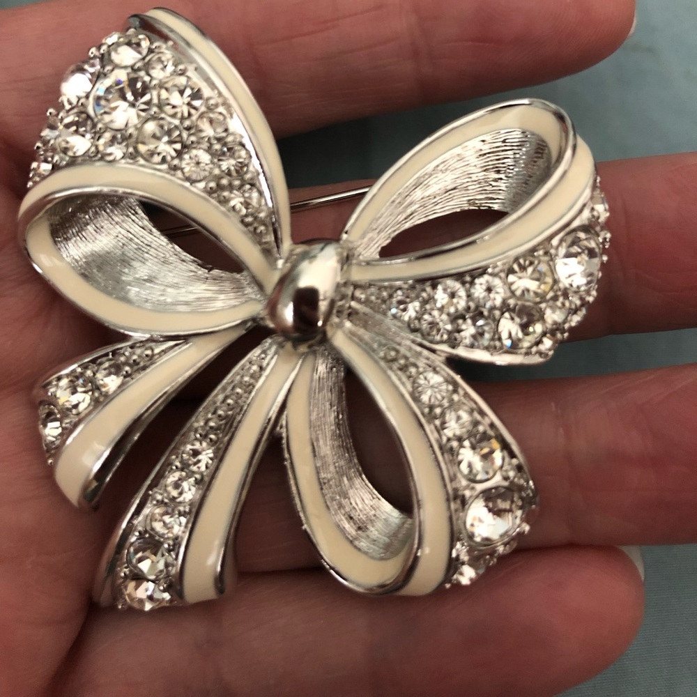 Nolan Miller Glamour Collection Pin Broach
